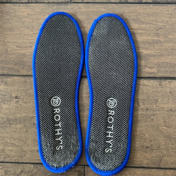 Rothy’s The Original Slip-On Sneaker, 7 - Picture 15 of 16